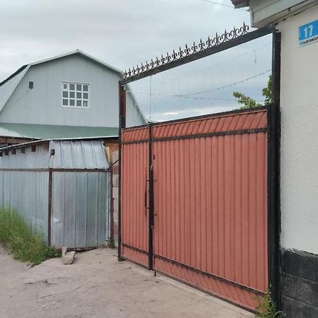 Nomadstan Capsule Hostel Karakol Exteriér fotografie