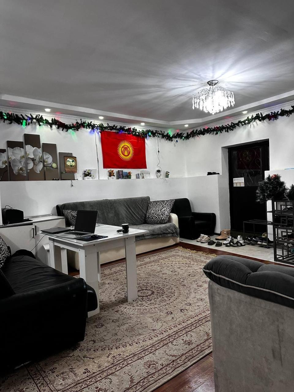Nomadstan Capsule Hostel Karakol Exteriér fotografie